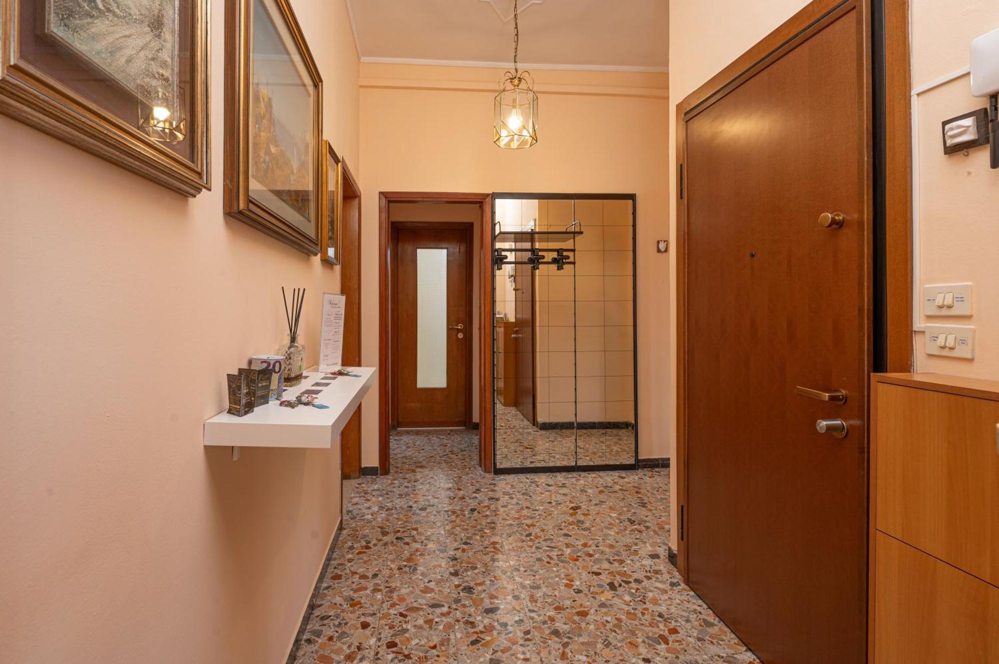 Appartamento Attico Vintage 10Min Da Arena Verona Exterior photo